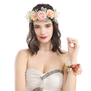 Corona <span class=keywords><strong>per</strong></span> <span class=keywords><strong>capelli</strong></span> floreale rosa vacanza alla moda corona <span class=keywords><strong>per</strong></span> <span class=keywords><strong>capelli</strong></span> con fiore <span class=keywords><strong>di</strong></span> rosa - Product Image 6