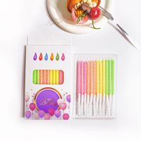 Ensemble de bougies d'anniversaire en spirale de cristal colorées, décorations de gâteau rayées multicolores dans une boîte vitrée pour les fournitures de fête d'anniversaire