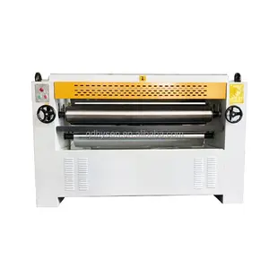 Máquina de prensado en frío Esparcidor de pegamento Máquina esparcidora de pegamento automática de 1300mm