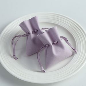 ถุงเก็บเครื่องประดับไมโครไฟเบอร์ขนาดเล็กพิมพ์โลโก้แบรนด์ได้ หลายสี แบบเชือกรูด  กระเป๋าผ้ากำมะหยี่ใส่เครื่องประดับ - Product Image 5