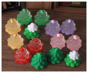 งานฝีมือคริสต์มาสขนาดเล็กเครื่องประดับ2026สำหรับเด็กต้นคริสต์มาสรูปปั้นซานตาคลอสรูปปั้นตุ๊กตาหิมะน่ารักทำจากเรซิ่นสำหรับของเล่นปีใหม่ - Product Image 5