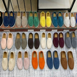 Nuevos <span class=keywords><strong>Mocasines</strong></span> Europeos y Americanos de Suela Plana, <span class=keywords><strong>Zapatos</strong></span> de Hombre de Estilo Casual con Punta Descubierta, <span class=keywords><strong>Zapatos</strong></span> de Mujer de Suela Blanda <span class=keywords><strong>para</strong></span> Viajes Diarios y Negocios - Product Image 1