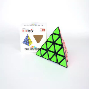 Cube pyramidal Saint Hand 4x4 noir et blanc, jouet éducatif pour enfants de 6 ans et plus - Product Image 4
