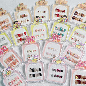 Ensemble de faux ongles pour enfants dessin animé, ongles courts pour filles, couleur unie, ultra-fins, sans trace, portables, vintage, fille branchée, mignons et adorables - Product Image 2