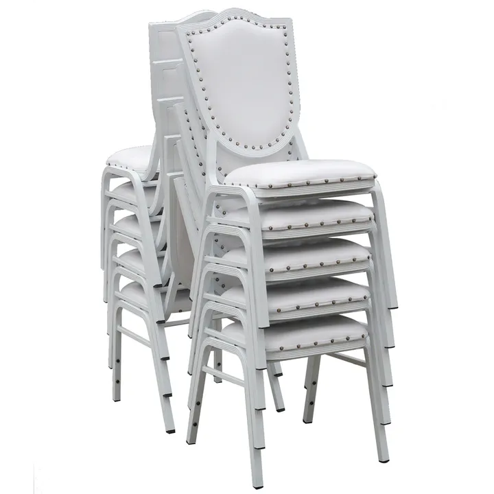 Chaises d'hôtel de réception de banquet en PU blanc nordique contemporain nouveau design chaise d'église rembourrée empilable salon salle à manger