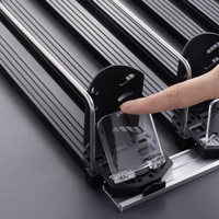 Distributeur rotatif à montage en coin optimisé pour l'espace avec poussoir à boisson à alimentation par gravité à ressort