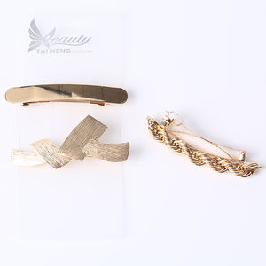 Vente de gros Accessoires de coiffure couleur or pour <span class=keywords><strong>femme</strong></span>, <span class=keywords><strong>barrette</strong></span> en métal croco pour <span class=keywords><strong>cheveux</strong></span> épais - Product Image 1