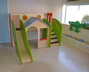 2024 Ensemble de jeu intérieur pour enfants nouveau design-Château en bois et petite maison avec toboggan combinant librement des pièces Autres meubles pour enfants - Product Image 5