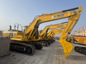 Excavatrice sur chenilles Komatsu d'occasion PC210 21 tonnes Matériel lourd Bien entretenue PC210 PC210LC Pc210-8 à vendre - Product Image 4
