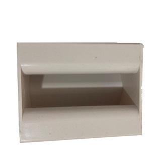 Caja de plástico con asa cuadrada para tabla de SUP, fácil de transportar, accesorio en negro y blanco - Product Image 3