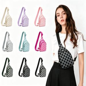 Sac bandoulière léger et tendance à carreaux, antivol, pour activités sportives en extérieur - Product Image 1