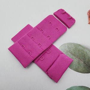 Al por mayor: Cinta de enganches y ojales para sujetador, negra, con hebillas metálicas normales, accesorios para trajes de baño, extensor de sujetador de 4 líneas, clip para lencería - Product Image 1