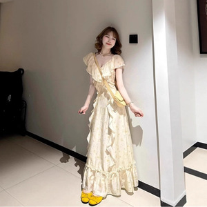 Robe longue à imprimé floral jaune, col en V, taille empire à volants, style estival, robe de soirée élégante et ajustée pour femmes - Product Image 4