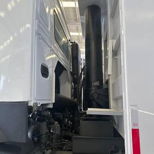 Camion benne HOWO 8x4 d'occasion pour le marché du Moyen-Orient, blanc, rouge, vert, bleu, avec grande caisse de chargement, Euro III Diesel, 351-450 CV, 31-40T - Product Image 3