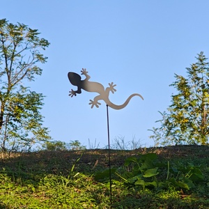 Letreros Decorativos de Metal para Paredes, Terrazas y Jardines, Adornos Artificiales de Halloween y Navidad para Exteriores - Product Image 1