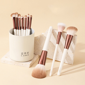 Msq Sang Trọng 10Pcs Chất Lượng Cao Nhãn Hiệu Màu Trắng Trang Điểm Bàn Chải Thiết Lập Bao Gồm Fan Mặt Mắt Nền Tảng Mascara Eye Shadow Blush Kem Che Khuyết Điểm - Product Image 3