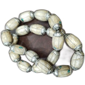 Conch Shell Jewelry <b>Beads</b> Loose Bone and Coral <b>Beads</b> in <b>Red</b> White and Colorful Round Pattern Product Words Bone <b>Beads</b> - Product Image 6