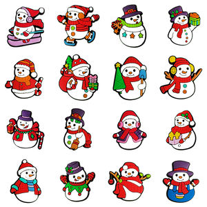 จี้รองเท้าพีวีซีรูปซานต้า กวางเรนเดียร์ มนุษย์หิมะ ดีไซน์ใหม่ ขนาด 2.5-3.5 ซม. ธีมคริสต์มาส สำหรับรองเท้าคล็อก ขายส่ง - Product Image 1