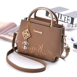 Wholesale Fashion Trends Woman Embroidery Messenger Bags Pu Leather Lady <b>Handbags</b> for Women's <b>Handbags</b> - Product Image 2