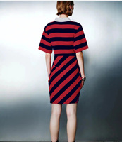 Nouvelles Arrivées 2026 – Robe Polo Femme Tendance à Rayures Color Block, Col Blanc, Manches Courtes, Mini-Robe avec Cordon Latéral – Vente en Gros