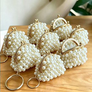 Recuerdos Personalizados para Fiestas de Boda, Regalos para Invitados de la Despedida de Soltera, Mini Bolsas de Perlas, Llaveros, Recuerdos para la Recepción de la Boda - Product Image 2