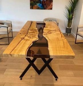 Mesa de Comedor de Lujo con Incrustaciones de Resina, Base de Madera Sólida, Diseño Moderno Hecho a Mano, Disponible para la Venta - Product Image 2