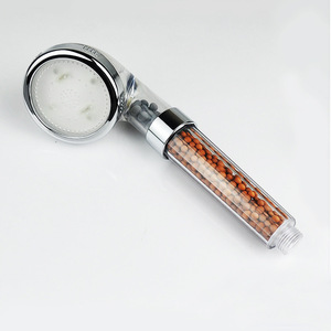 Pomme de <span class=keywords><strong>douche</strong></span> à main à filtre à haute pression à 3 fonctions avec lumière LED Salle de bain Spa Pomme de <span class=keywords><strong>douche</strong></span> de luxe - Product Image 4