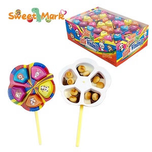 Lecca-lecca a Forma di Piccolo Mulino a Vento Colorato con Biscotto alla Crema al Cioccolato - Product Image 1