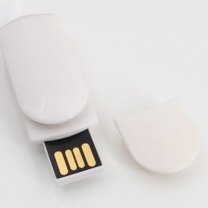 Memoria USB de Plástico con Logotipo Personalizado, Pendrive Colorido de 4GB 8GB 16GB, Regalo Promocional Económico al por Mayor para Ferias Comerciales - Product Image 1