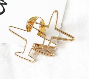 Spilla Distintivo Aeroplano Smaltata Placcata Oro all'Ingrosso - Product Image 6