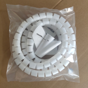 Gaine spirale de haute qualité en plastique <span class=keywords><strong>noir</strong></span> pour l'organisation des câbles - Kit de gestion des câbles - Product Image 2