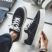 Baskets et chaussures de course pour hommes, disponible en noir, nouvelle collection