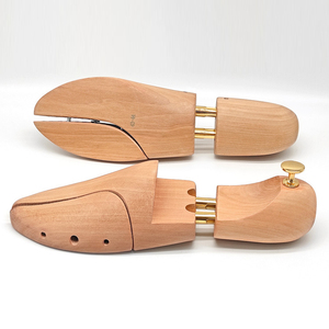 Embauchoir <span class=keywords><strong>de</strong></span> Luxe Réglable en <span class=keywords><strong>Bois</strong></span> <span class=keywords><strong>de</strong></span> Lotus Anti-Plis <span class=keywords><strong>pour</strong></span> Chaussures sur Mesure <span class=keywords><strong>pour</strong></span> Hommes - Product Image 5