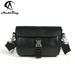 กระเป๋าหนังวัวแท้ AndoBag สำหรับผู้ชาย กระเป๋าสะพายข้าง กระเป๋าทำงาน กระเป๋าสไตล์วินเทจ กระเป๋าถือสำหรับกิจกรรมกลางแจ้ง - Product Image 1