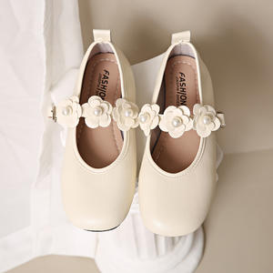 Nouvelles Chaussures Mary Jane pour Enfants 2026, Décoration Fleur Perle, Bout Carré, Cuir, Chaussures Filles, Vente en Gros, Usine OEM, Logo Personnalisé - Product Image 6