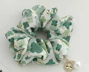 Colgante de perlas y diamantes de imitación estampado con lazo de intestino grande, lazo para el cabello y lazo de intestino. - Product Image 2