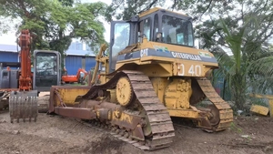 <span class=keywords><strong>Bulldozer</strong></span> CAT D6H Modelo 2015, Motor de 179 HP, Capacidad de Aplicación de Asfalto de 3.9 m, Peso de 178400 kg, Construcción con Recipientes a Presión y Rodamientos - Product Image 2