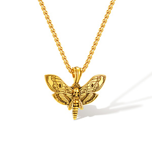 Gothic Style <span class=keywords><strong>Punisher</strong></span> Death Head Schädel Motte Anhänger Halskette Retro Edelstahl Punk Man Halskette für Männer - Product Image 1