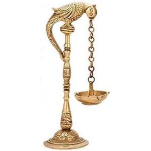 Support de lampe à huile religieuse hindoue en laiton en forme d'oiseau avec chaîne suspendue Cadeaux de temple à la maison Fengshui Ensemble de 4 pièces comprenant un bec Diya - Product Image 2
