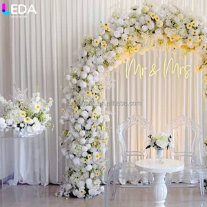 ฉากหลังงานแต่งงาน LEDA ตกแต่งด้วยดอกไฮเดรนเยียสีขาวและดอกเดซี่สีเหลืองทำมือสำหรับตกแต่งภายในอาคาร - Product Image 3