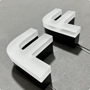 Letras y Números Acrílicos 3D para Señalización, Selección Múltiple de Colores, Acabado Espejo o Pintura Mate. - Product Image 2