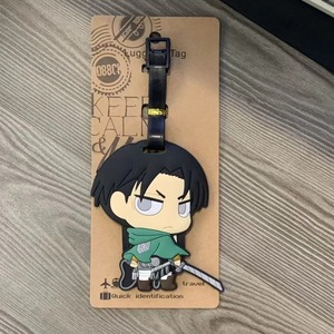 Etiqueta de Equipaje de PVC Suave de Alta Calidad con Diseño de Anime AOT Titan <span class=keywords><strong>Shingeki</strong></span>, 4 Colores, para Decoración de Mochilas y Maletas - Product Image 4