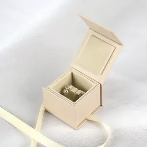 High-End özel bayanlar mücevher kutusu lüks Logo mıknatıslı mücevherat kutu ambalaj küpe takı kutu baskı makinesi
