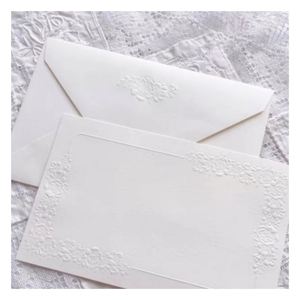 Papel de Arte Blanco Mate con Logotipo en Relieve, Sobres Blancos Personalizados con Tarjeta de Agradecimiento para Marca de Moda - Product Image 2