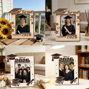 Cadre <span class=keywords><strong>photo</strong></span> carré en bois pour <span class=keywords><strong>la</strong></span> saison des diplômes 2026, gravure personnalisée, design chapeau <span class=keywords><strong>de</strong></span> bachelier, commémoratif créatif, pour l'exportation - Product Image 5