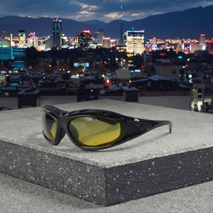 スポーツスタイルの男性用夜間運転サングラスクリアTACレンズUV400偏光アンチグレアパフォーマンス眼鏡安全性 - Product Image 1