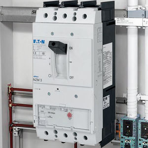 Interruptor Automático de Caja Moldeada Serie NZM de EATON. Interruptor Automático, 3 Polos, 400A, <span class=keywords><strong>NZMN3</strong></span>-AE400-NA, Certificación UL489 - Product Image 3