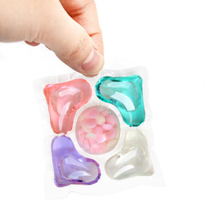 Cápsulas de Detergente para Ropa YUCO 5 en 1 (Caja) - Fragancia duradera, suaviza la ropa, elimina ácaros y tiene múltiples efectos. - Product Image 1
