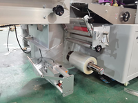 Machine d'emballage automatique à haut rendement pour barres chocolatées et barres énergétiques