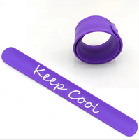 Bracelet à clipser personnalisé pour enfants et adultes, logo personnalisé, bracelet en PVC coloré, cadeau pour activité scolaire